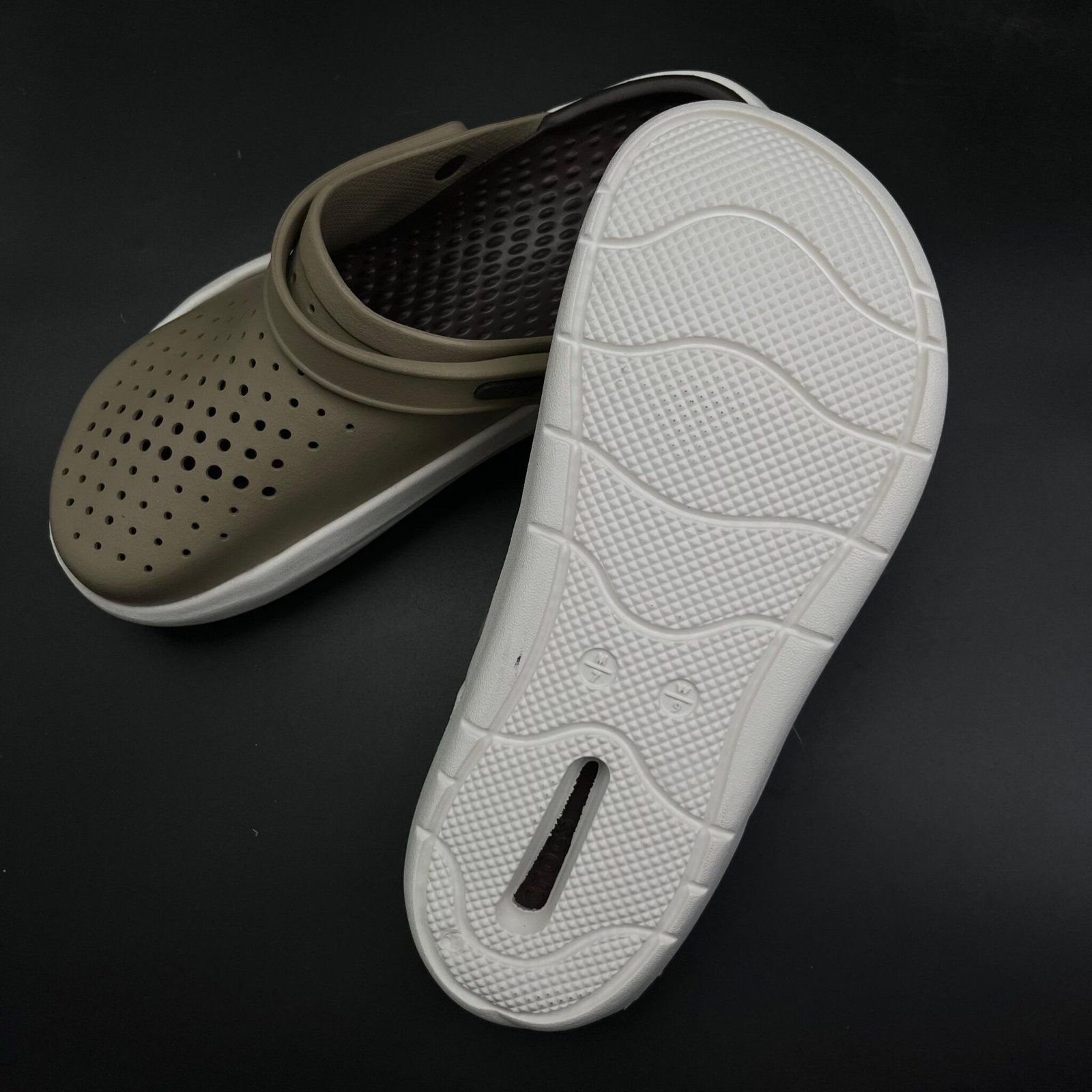 Crocs Inmotion clogs-Brown - Image 3